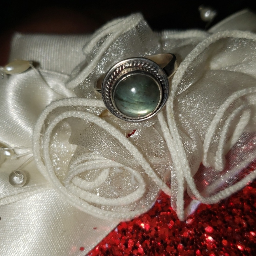 Pretty Labrodite Ring